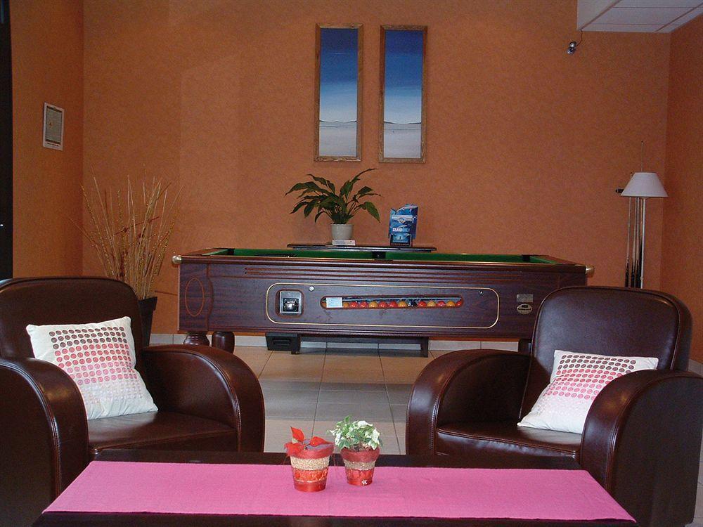 Lagrange Vacances Les Roches Douvres Saint-Briac-sur-Mer Buitenkant foto